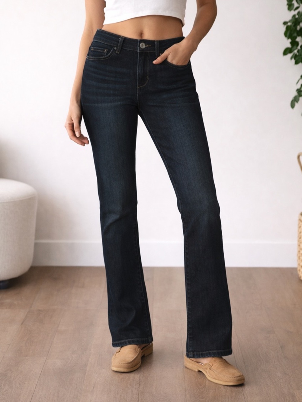 EUC - Lee Total Freedom‎ Straight Leg Jeans